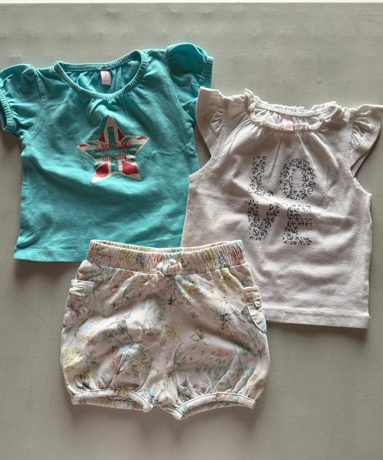 3 st mooie baby kleding (62), Ophalen, Zo goed als nieuw