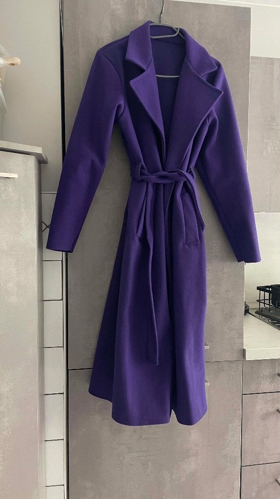 TU paarse lange jas met riem, Kleding | Dames, Jassen | Winter, Ophalen of Verzenden, Gedragen, Paars
