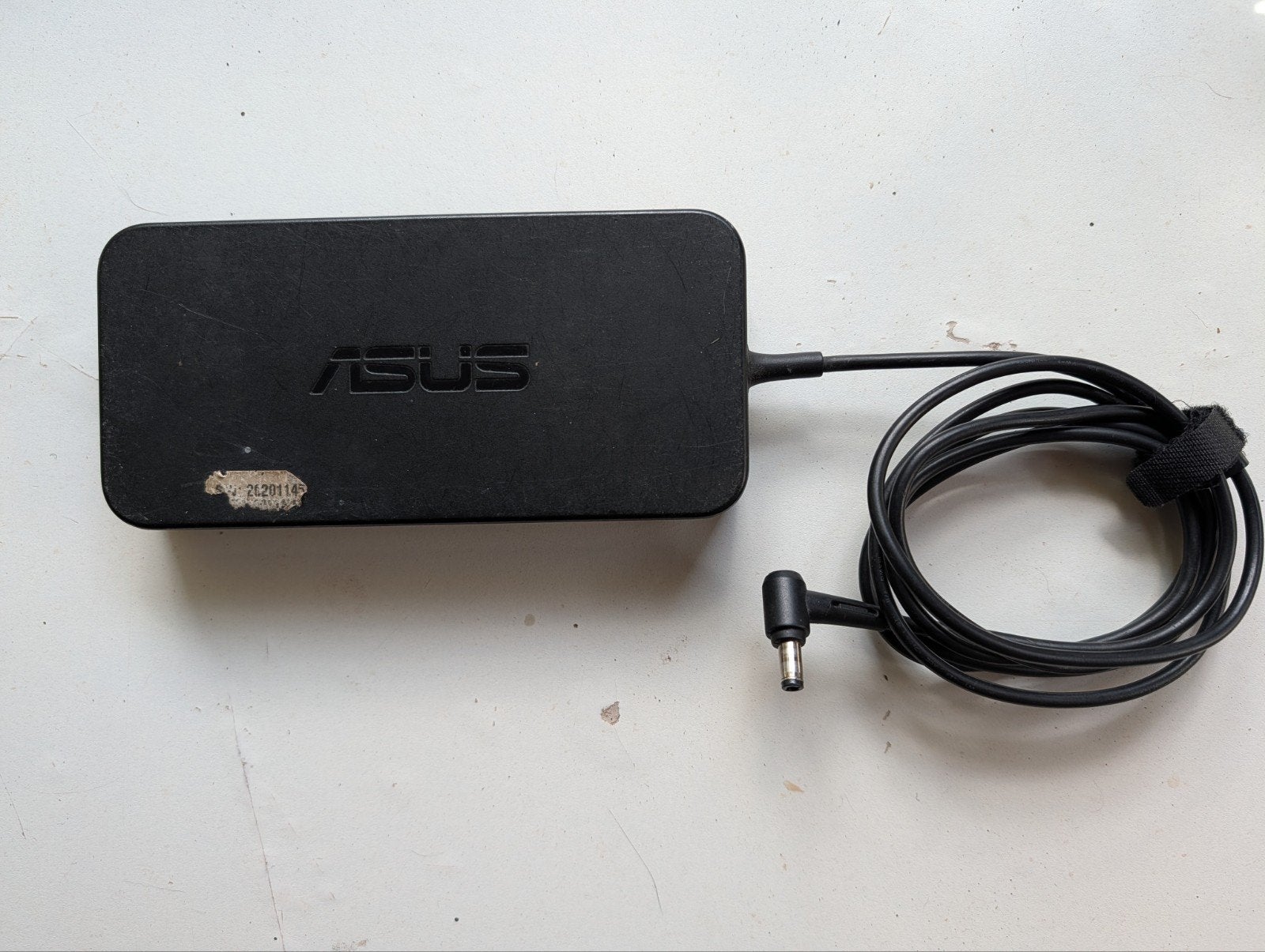 Asus AC adapter voor laptop 19V, Informatique & Logiciels, Chargeurs d'ordinateur portable, Enlèvement ou Envoi