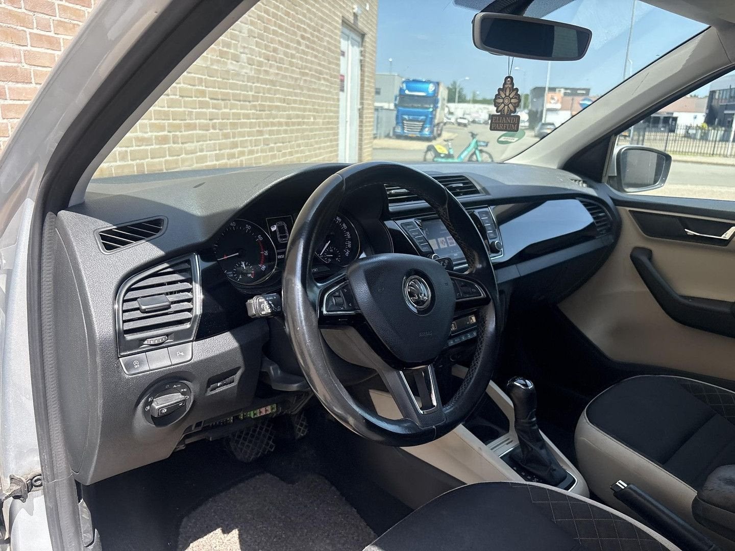 Skoda Fabia Combi 1.0 TSI Style Business DSG Automaat | € 4., Auto's, Skoda, Automaat, Zwart, Bedrijf, Break