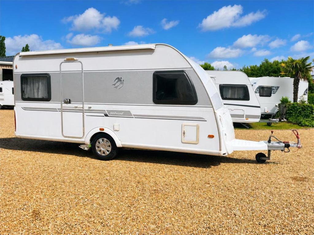 Caravzn Knaus Sudwind 470, Mover, rondzit, voortent, luifel, Caravans en Kamperen, Bedrijf, Knaus, Tot en met 4, Schokbreker