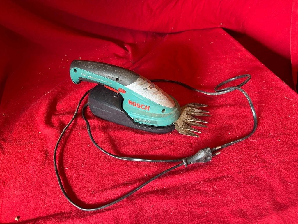 Cisailles à buis Bosch sans fil., Enlèvement ou Envoi, Utilisé, Batterie, Bosch