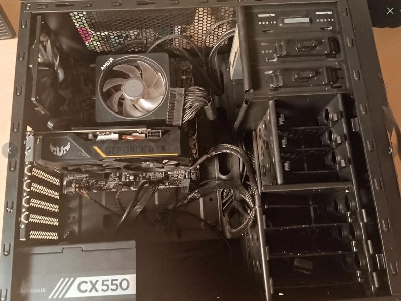 PC-gaming moet worden gerepareerd — Ryzen 7 + GTX 1660 Ti, Computers en Software, Desktop Pc's, Le pc est monté avec différentes marques