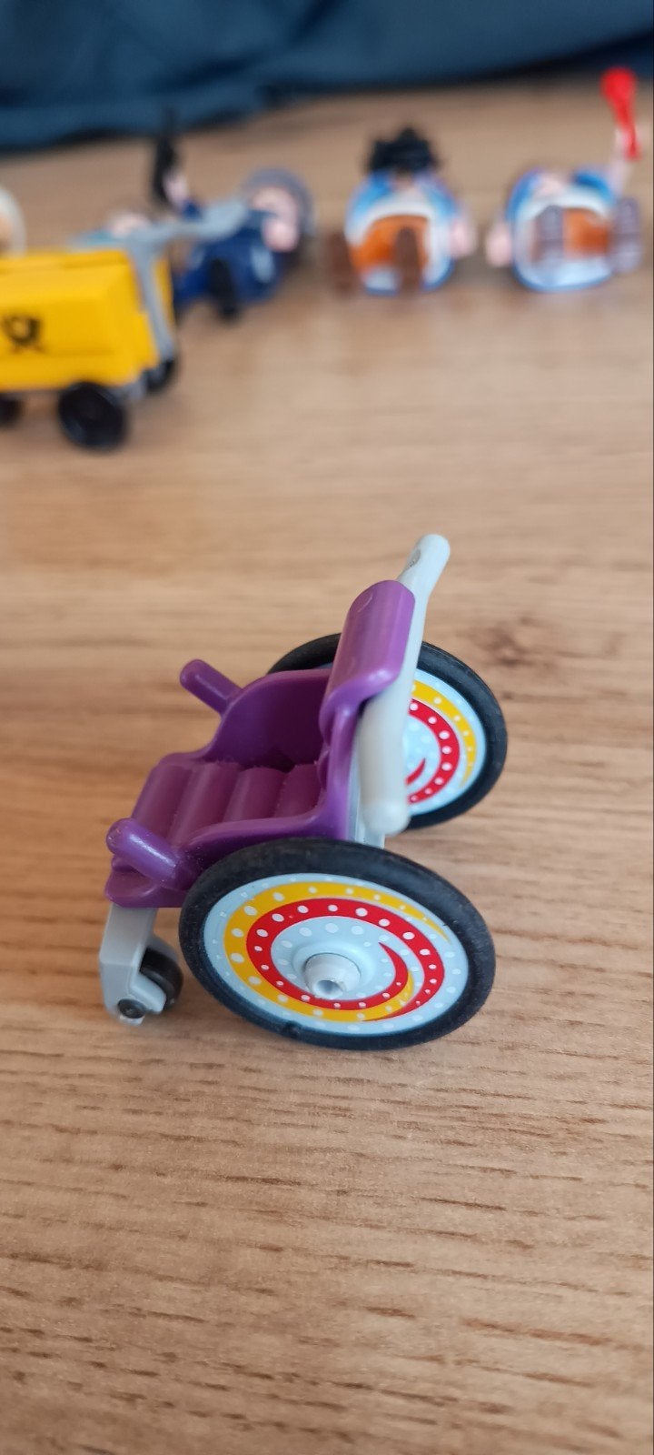 Fauteuil roulant Playmobil, Enlèvement