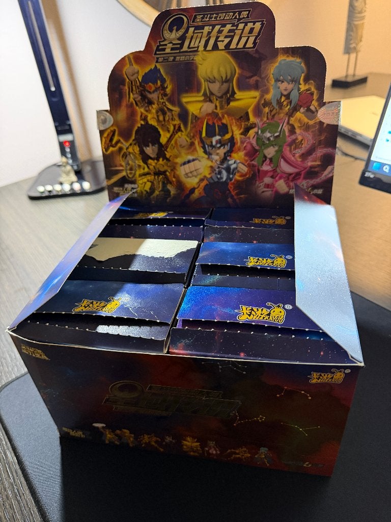 Boite de 6 figurines Saint Seiya - Neuf - Chevalier d'or, Enlèvement ou Envoi