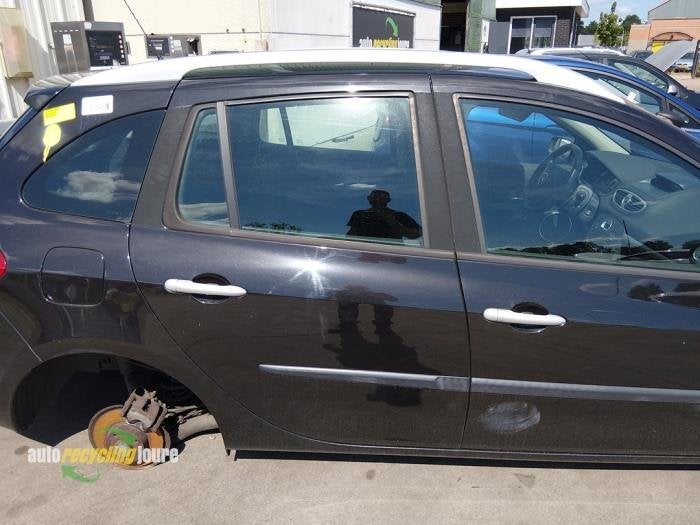 Portière 4portes arrière droite d'un Renault Clio (KRO8), -, Renault, -, 3 mois de garantie