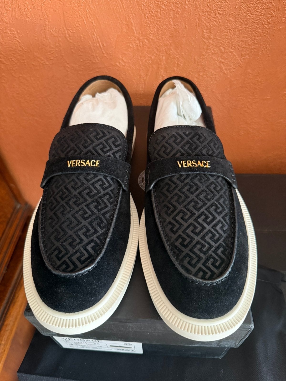 Versace loafers nieuw 45, Vêtements | Hommes, Chaussures, Enlèvement ou Envoi, Comme neuf, Flâneurs