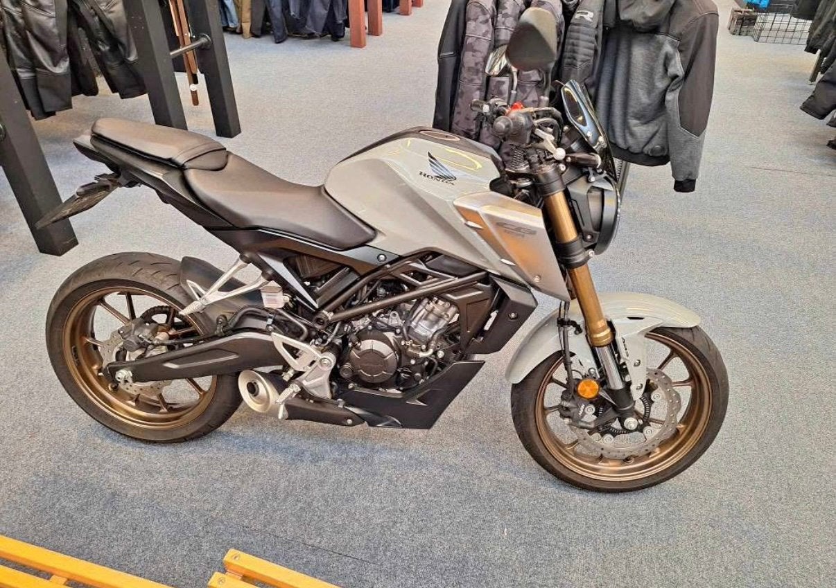 Honda cb125r, Motoren, Motoren | Honda, Gebruikt, Particulier, 11 kW of minder, Handgeschakeld