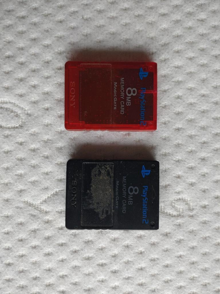 PS2 Memory Cards, Games en Spelcomputers, Spelcomputers | Sony Consoles | Accessoires, Ophalen, Gebruikt, Geheugenkaart, PlayStation 2