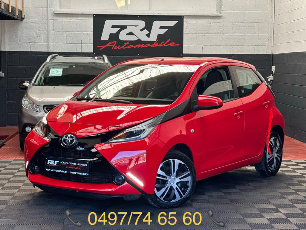 Toyota Aygo boite automatique Garntie 12 mois, Autos, Toyota, Rouge, Euro 5, Achat, 998 cm³