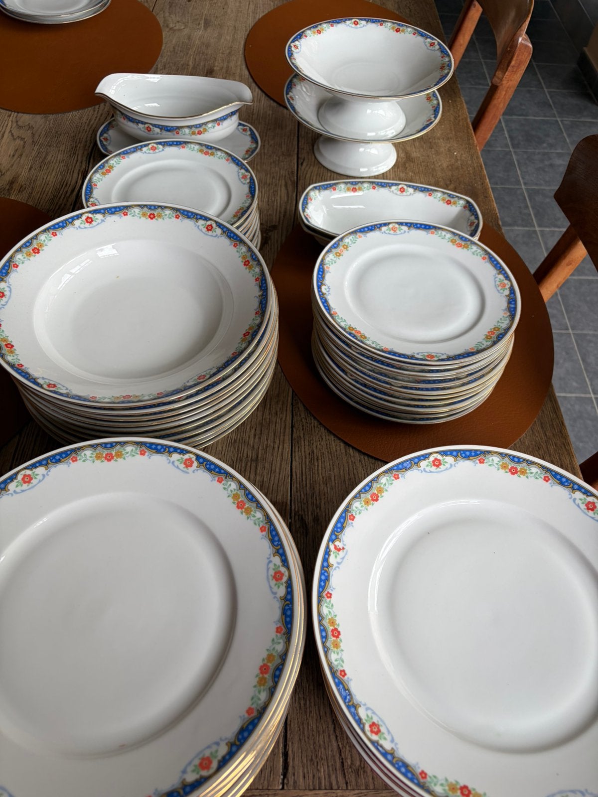 Vaisselle vintage en porcelaine - 10 personnes -, Enlèvement