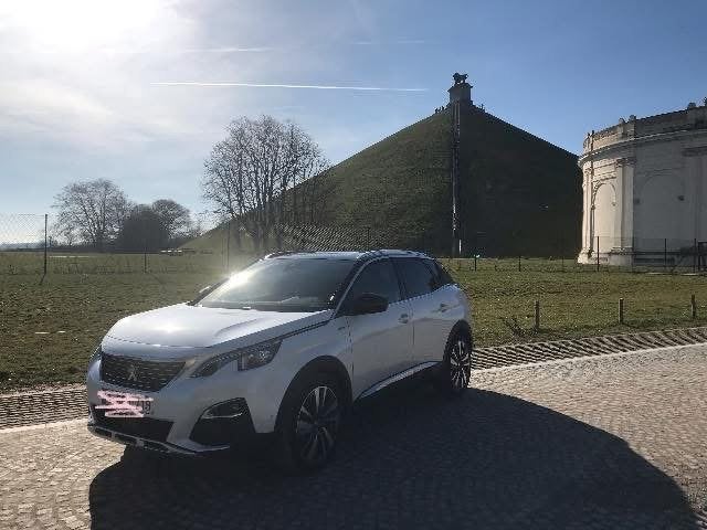 Peugeot 3008 2.0 HDI, 2000 kg, Boîte manuelle, Noir, 4 cylindres