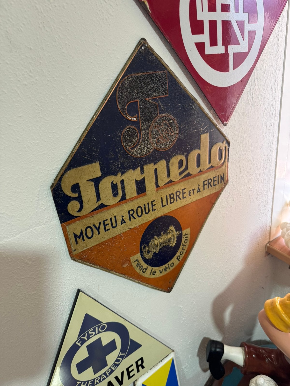 Ancien panneau d'affichage Torpedo en étain, Enlèvement ou Envoi, Utilisé, Panneau publicitaire