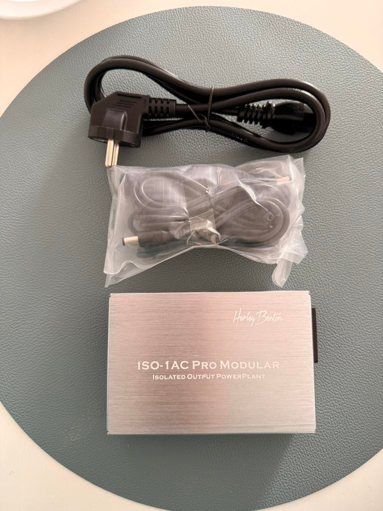 Powerplant Harley Benton voor pedalen te voeden, Ophalen, Zo goed als nieuw