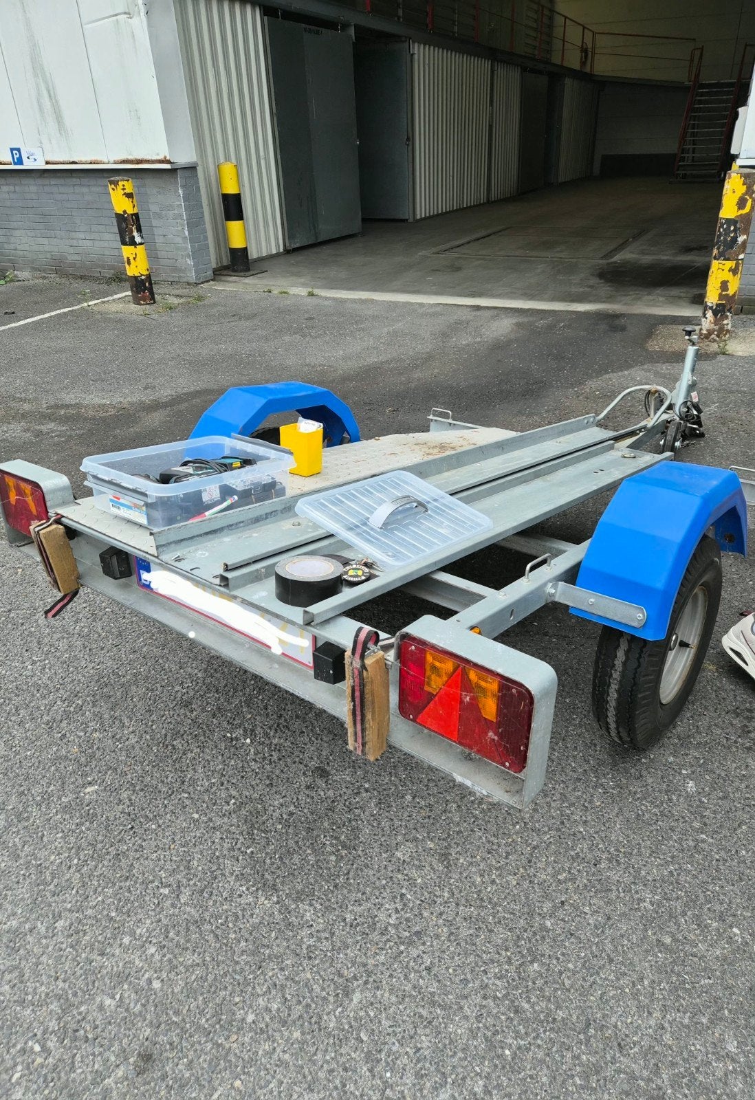 aanhangwagen 1 motor, Ophalen, Gebruikt