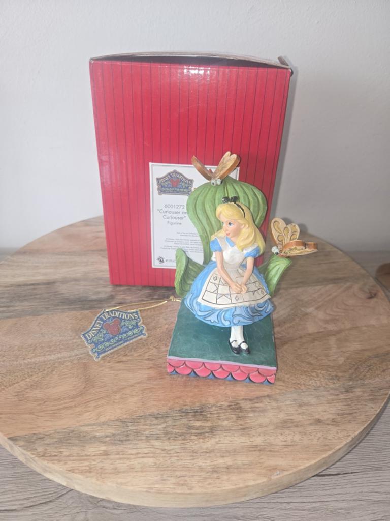 Disney Traditions Curiouser and Curiouser Alice in Wonderlan, Ophalen of Verzenden