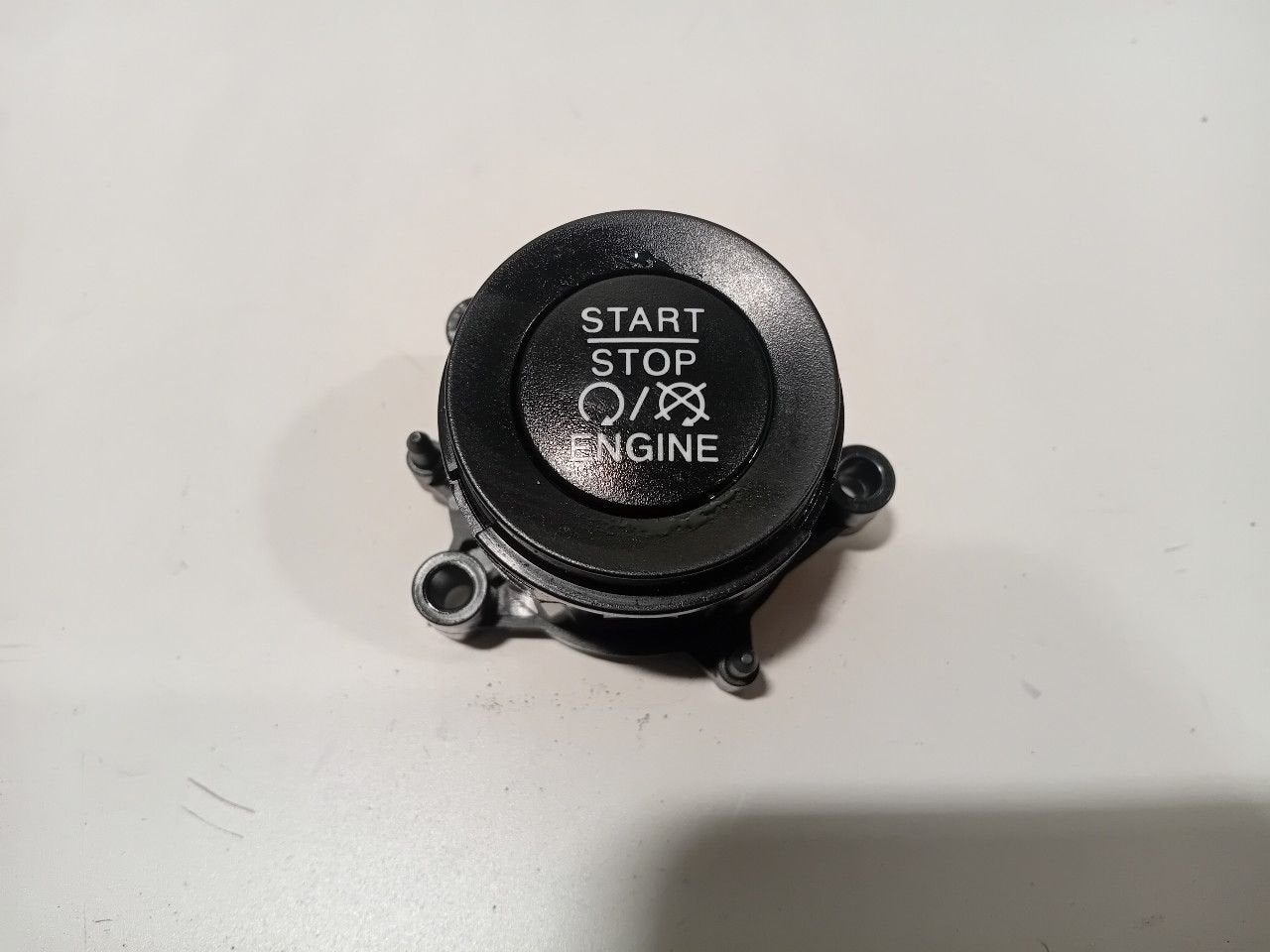 Start/stop schakelaar Jeep Renegade, Jeep, Onderdelen@venauto.nl, Van der Ven Autorecycling B.V., Ettenseweg 76, 4706 PB Roosendaal, The Netherlands