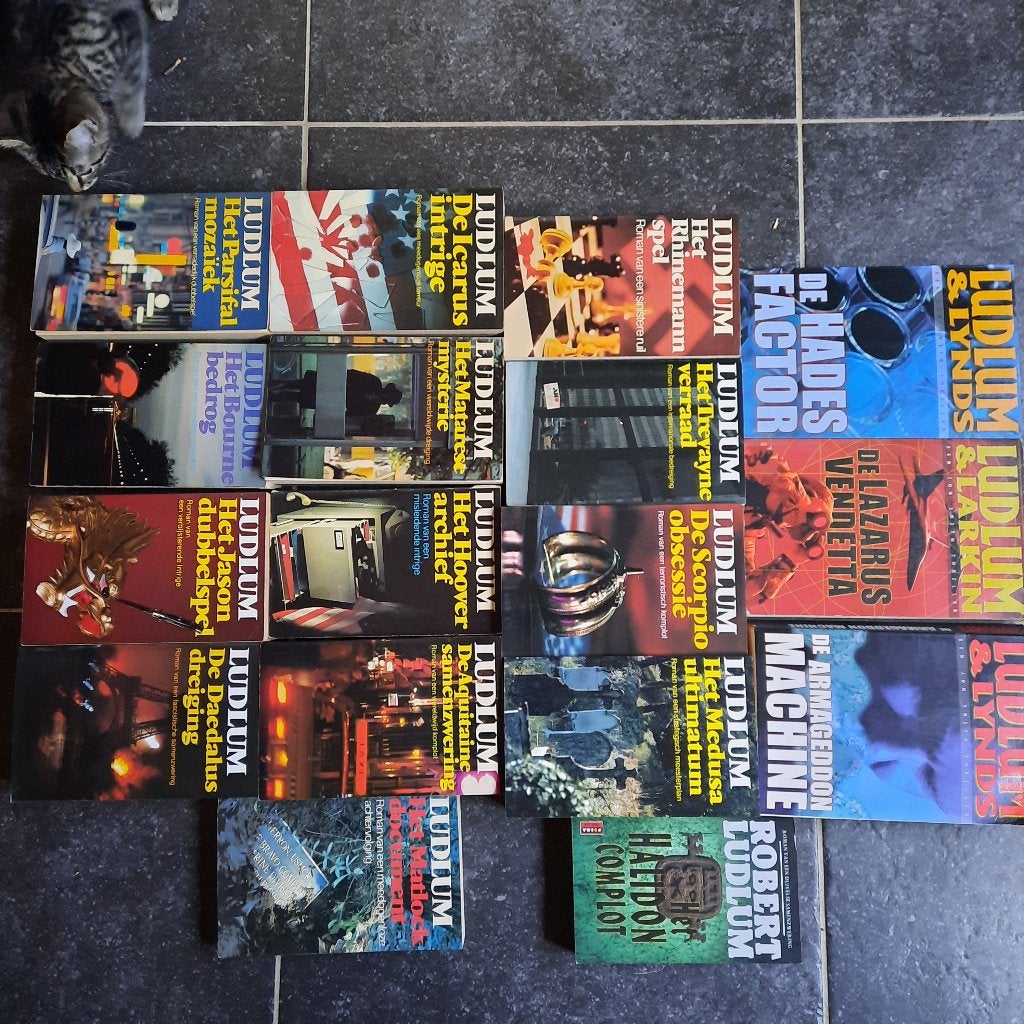 Ludlum 17 delen, Ophalen, Gelezen, Nederland