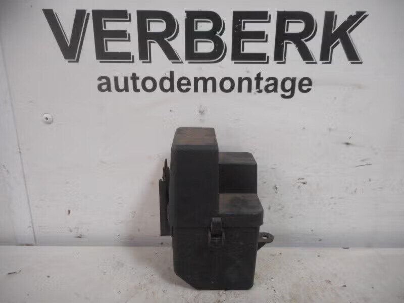 RELAIS rele box onder motorkap Golf IV (1J1) (1jo941393), Gebruikt, Berliner Ring 2 38440 Wolfsburg, DE, Volkswagen, Volkswagen AG