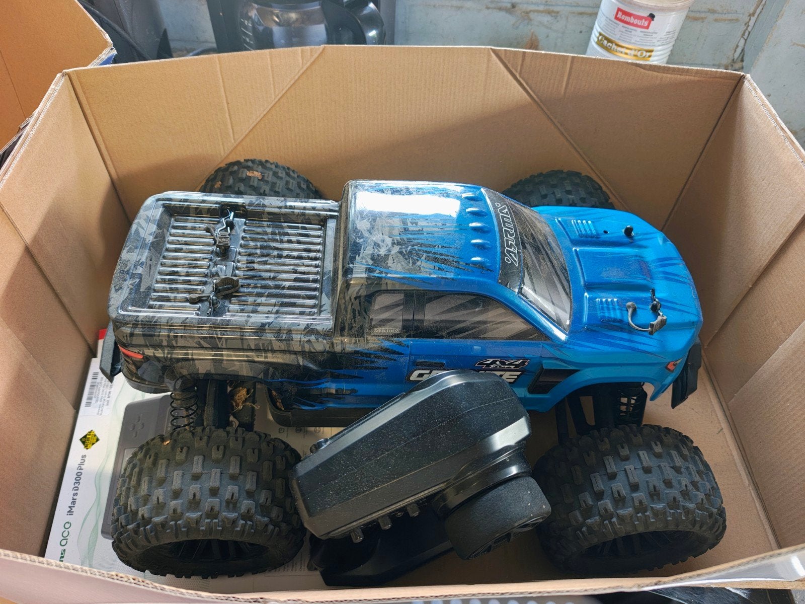 Arrma granite, Enlèvement