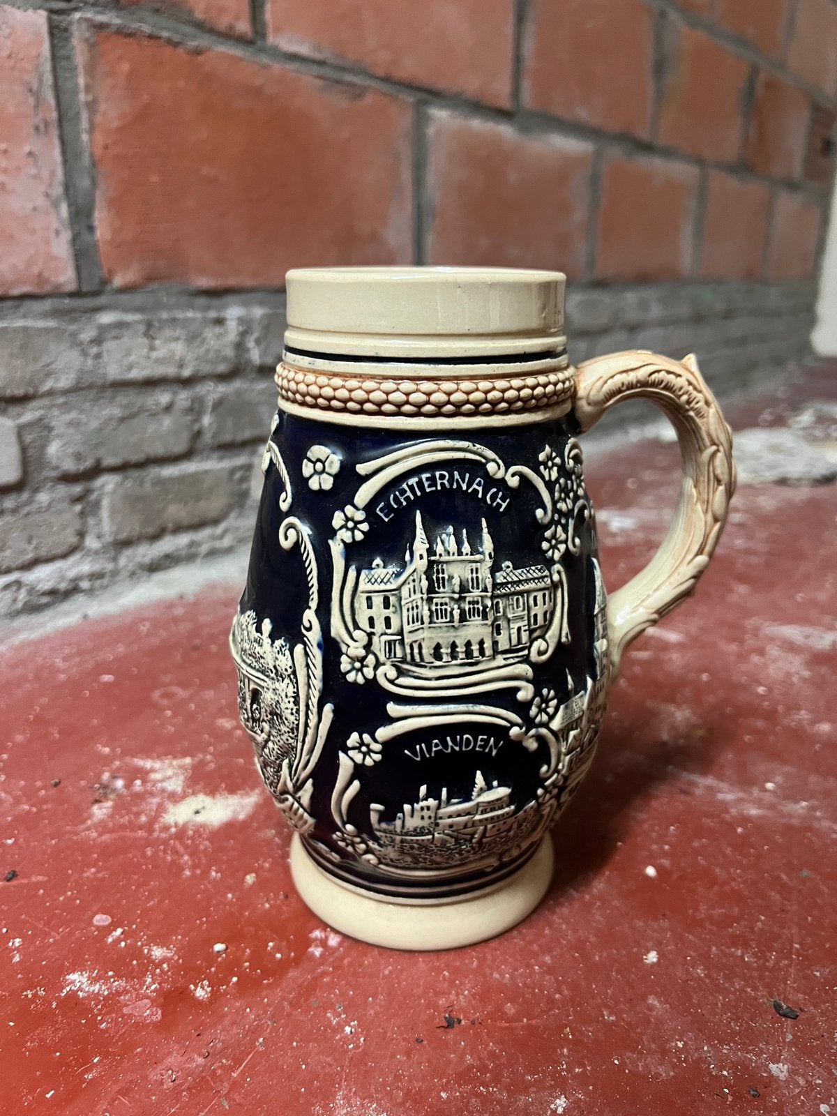 Vintage souvenir bierkan (Echternach & Vianden), Antiek en Kunst, Ophalen