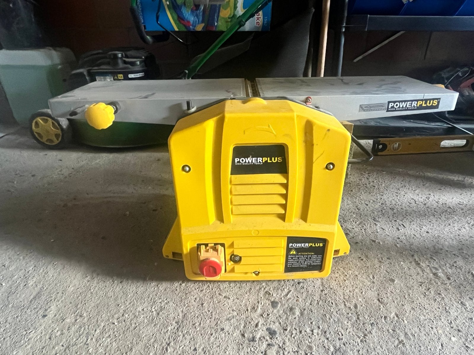 PowerPlus vlak- en vandiktebank (jointer/planer), Ophalen