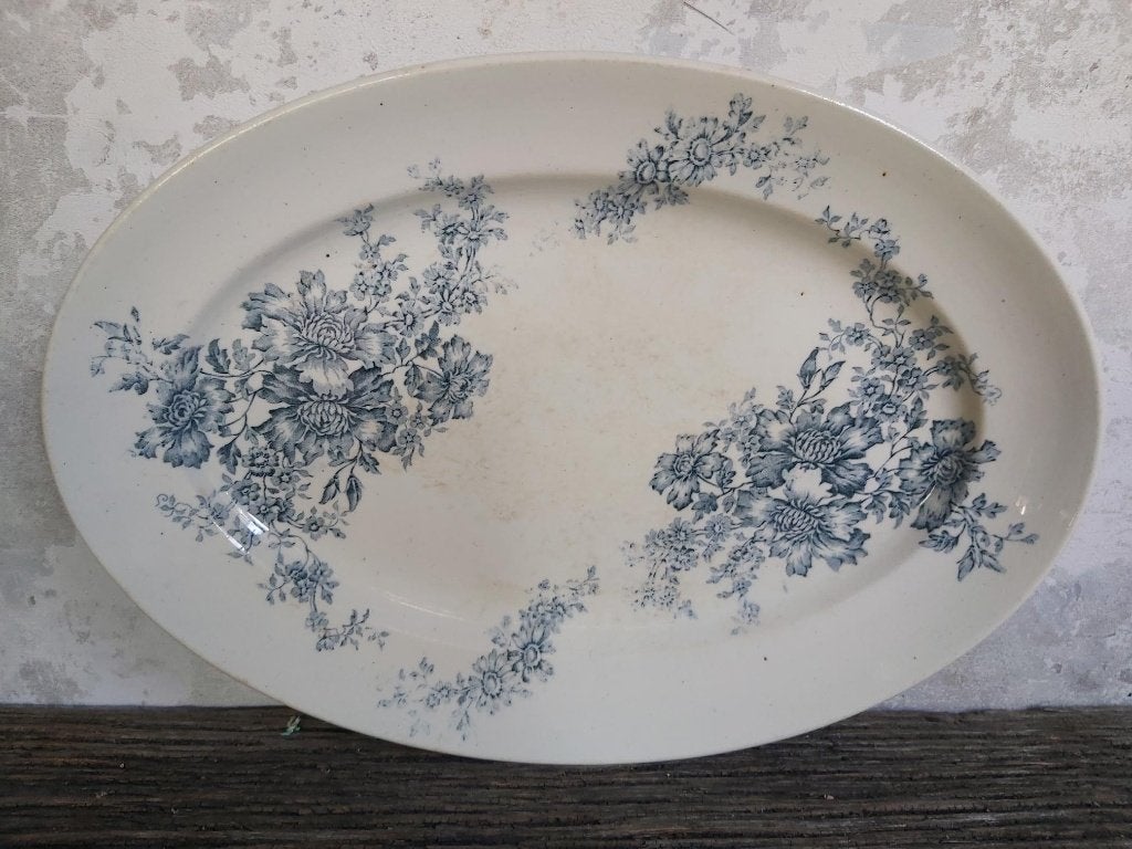 Mooie oude licht beboterde ovale schaal met bloemendecor, Ophalen of Verzenden