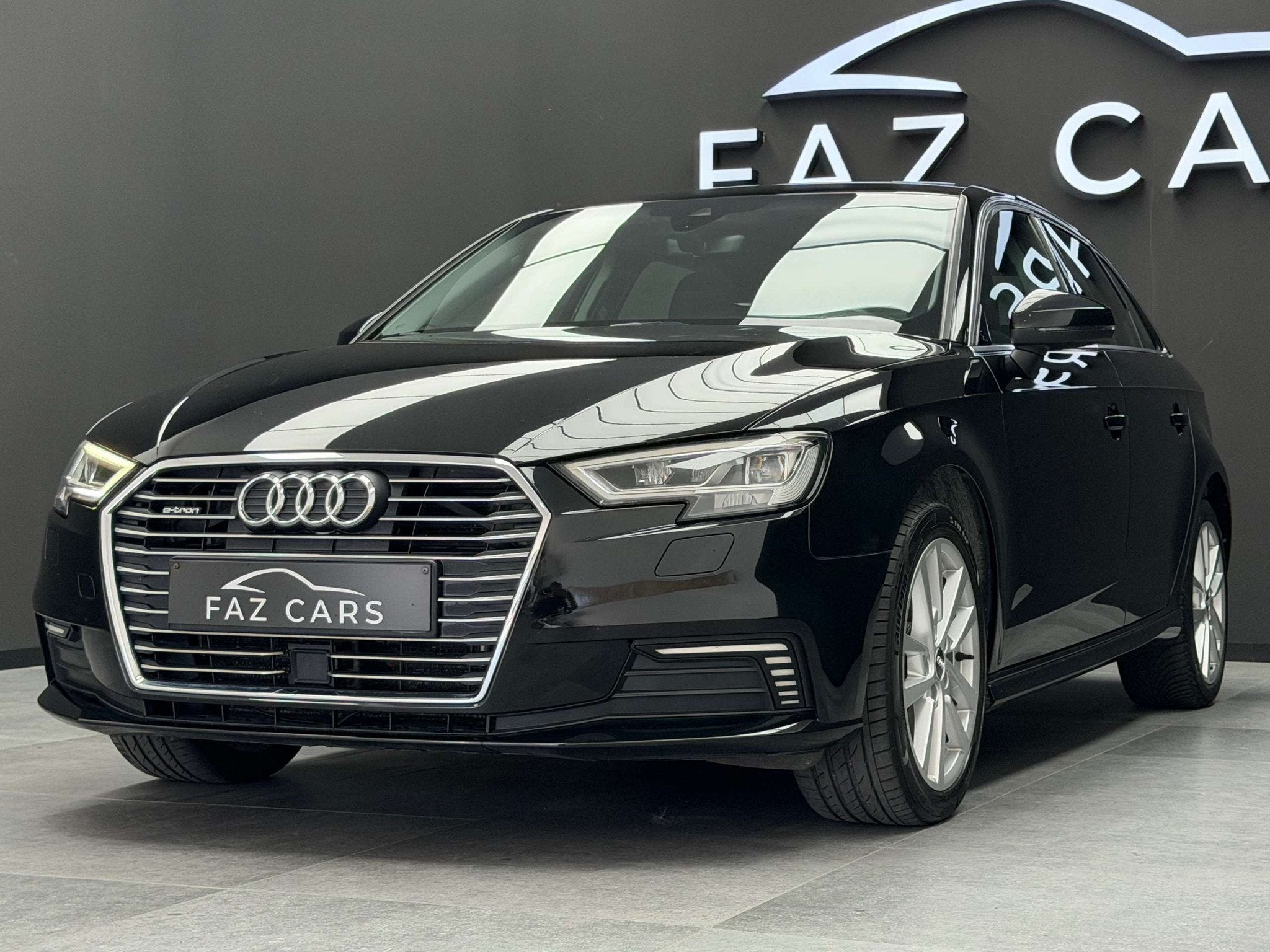 Audi A3 Sportback e-tron 40 TFSI S tronic * GARANTIE *, Auto's, Audi, Automaat, Stof, Gebruikt, 4 cilinders