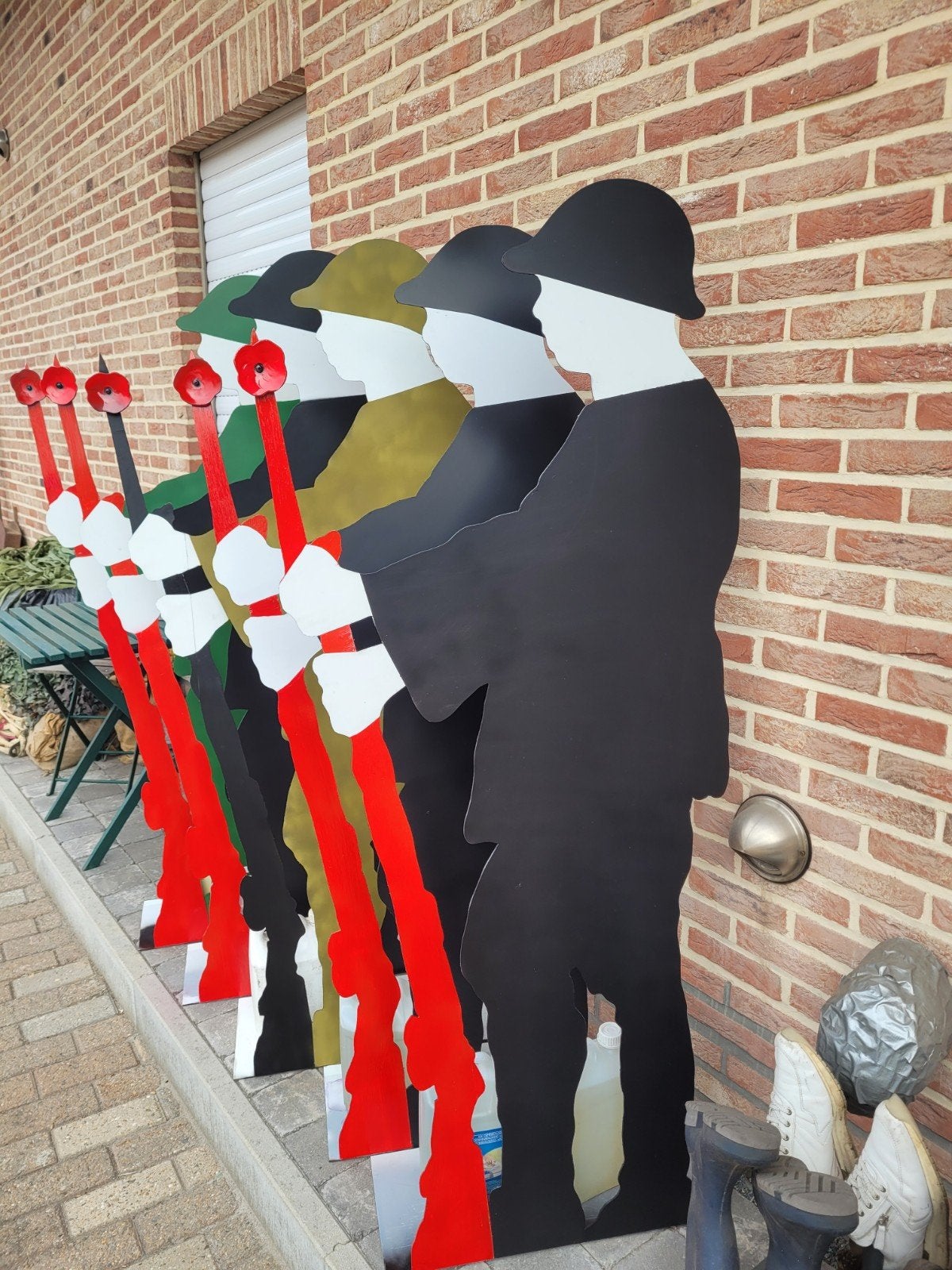 6 soldaten, Ophalen