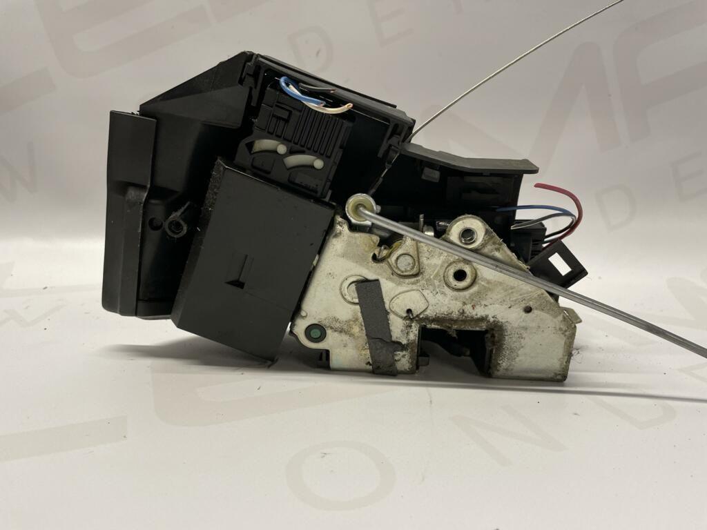 Slotmechanisme deur linksvoor BMW E39 67118352165, Auto-onderdelen, Carrosserie, Gebruikt, Ophalen of Verzenden