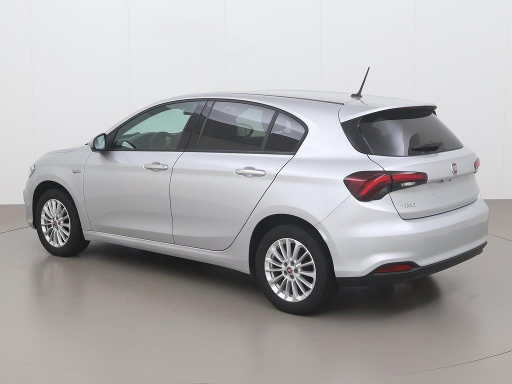 Fiat Tipo Hatchback t firefly life 101, Autos, Argent ou Gris, Achat, Entreprise, Boîte manuelle