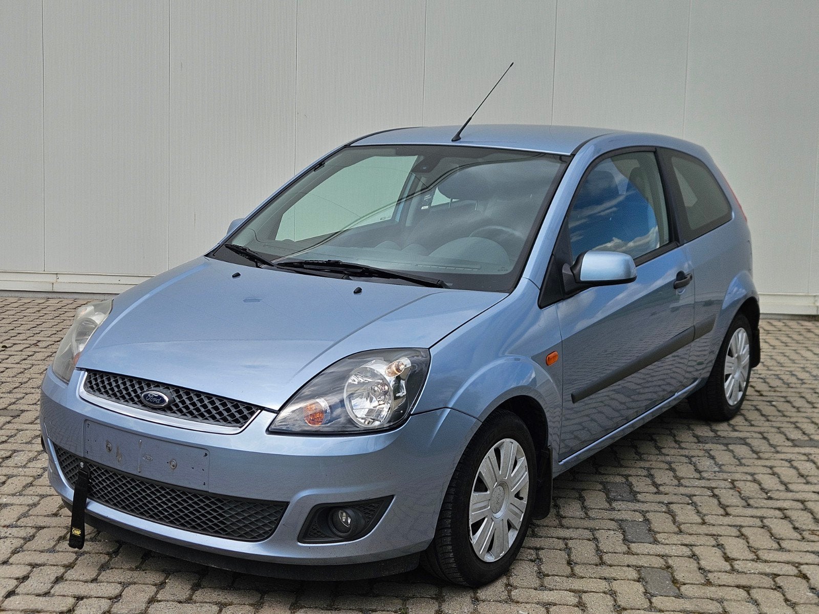 FORD FIESTA 1.6i - FACE LIFT - AUTOMATISCHE VERSNELLINGSBAK, Automaat, Particulier, Euro 4, Te koop