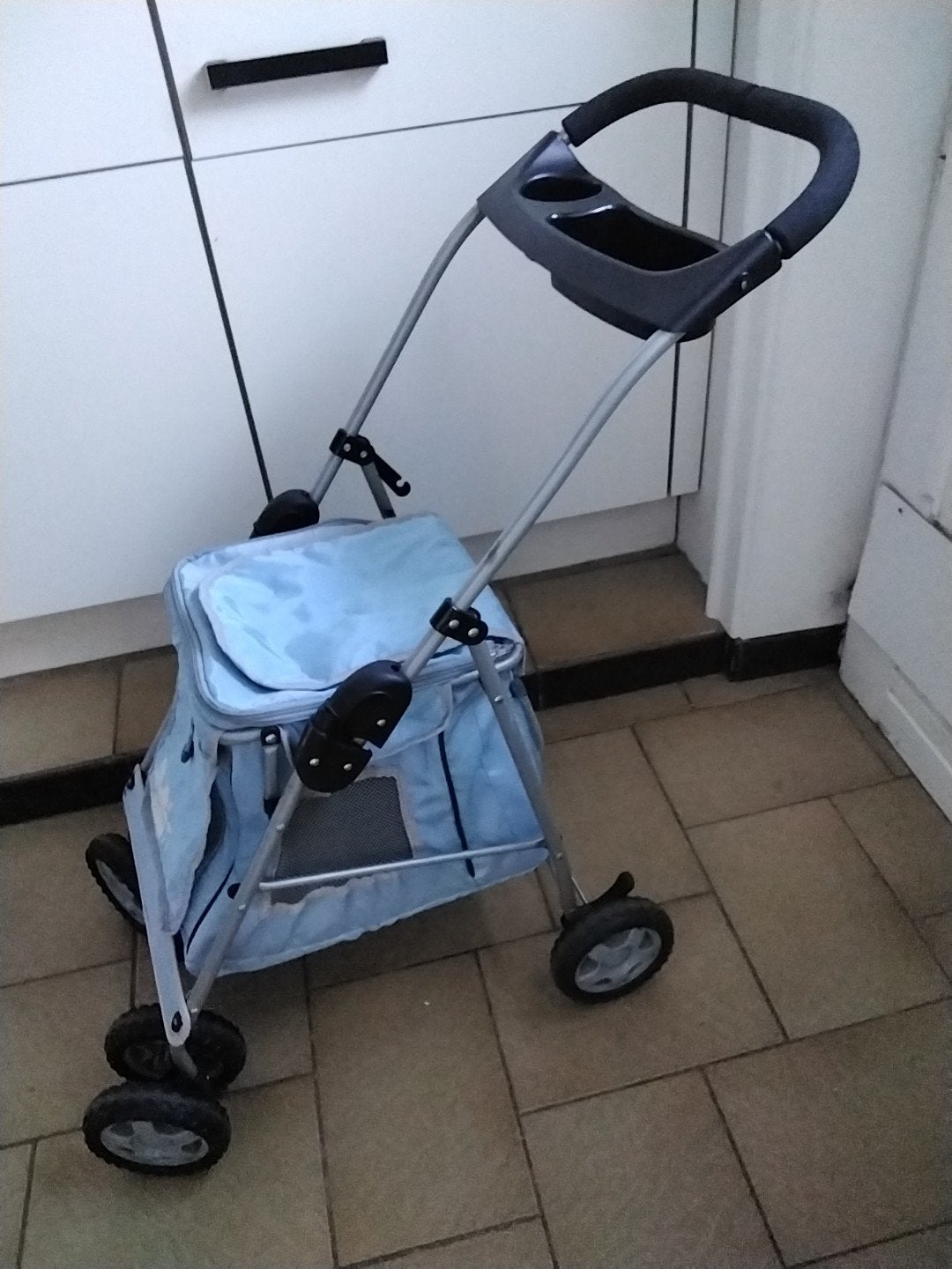 kleine hondenbuggy te koop, Dieren en Toebehoren, Ophalen, Zo goed als nieuw, Hondenbuggy