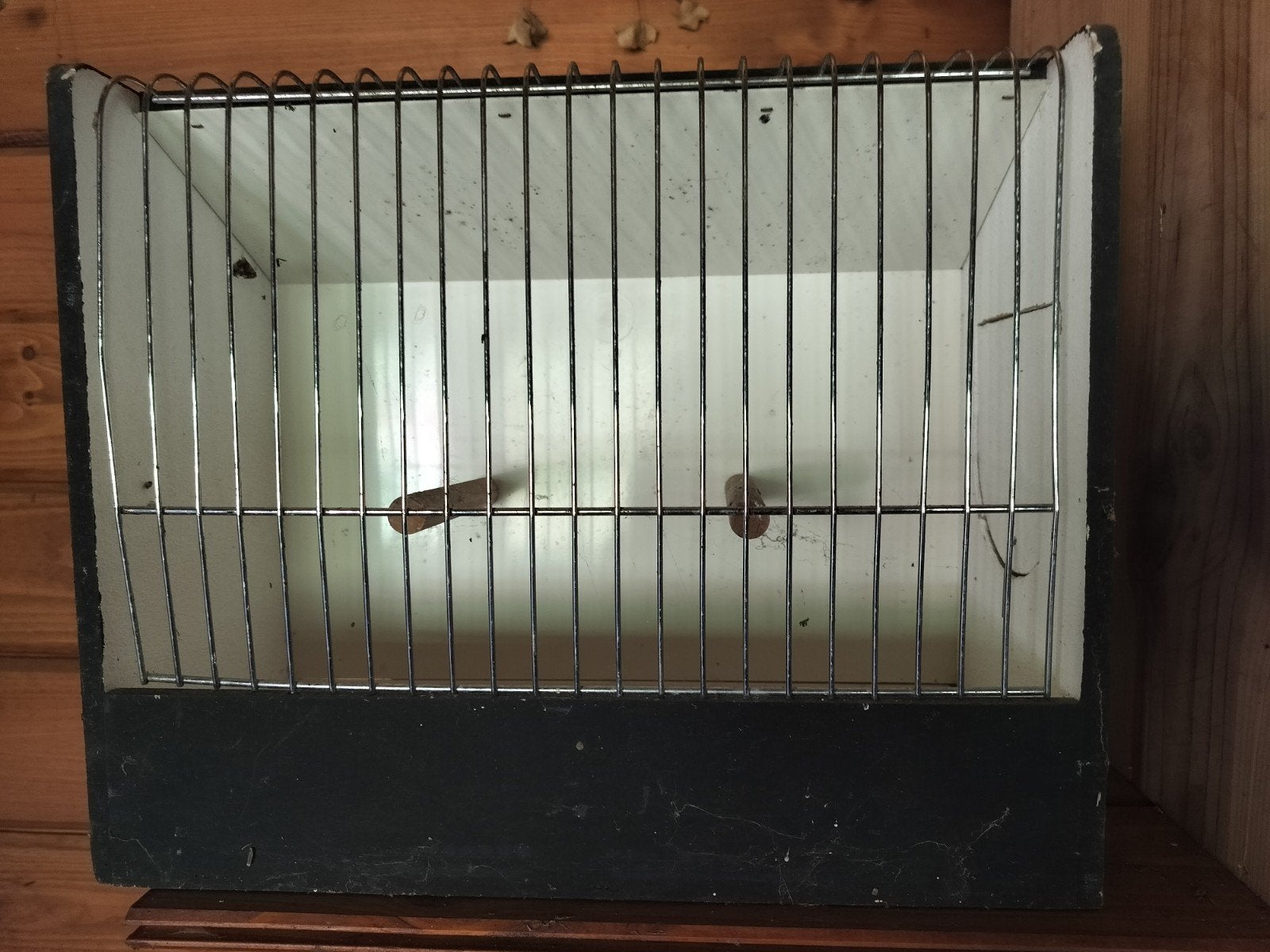 Cage d'élevage, Enlèvement
