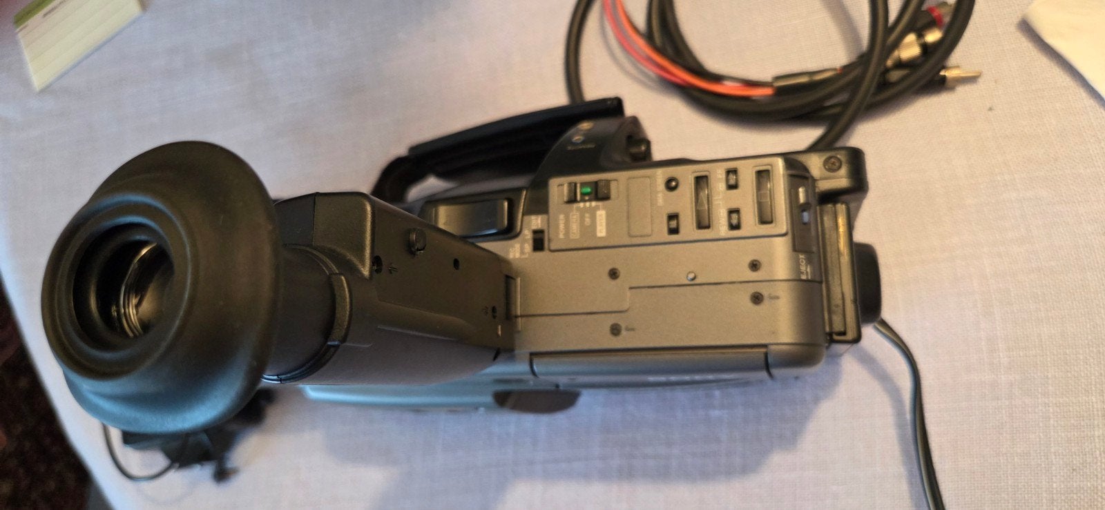 Sony Handycam CCD-F250E Video8, Enlèvement, Sony