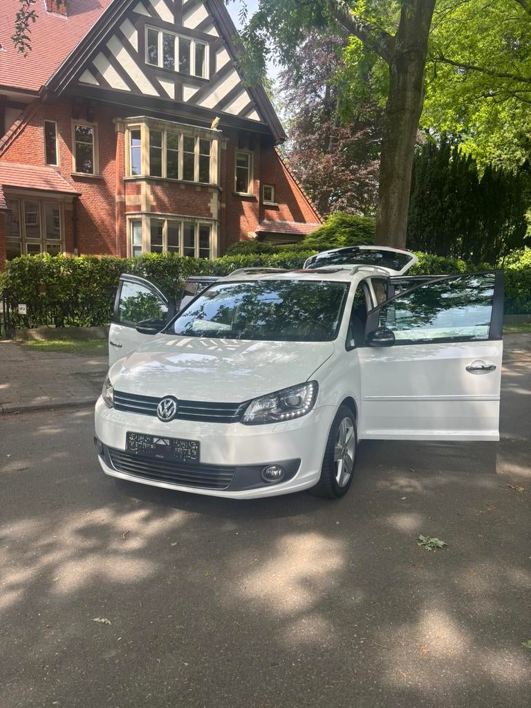 Volkswagen Tauran 1.4 turbo benzine, Auto's, Volkswagen, Bedrijf, Touran, Benzine, Euro 5, 5 deurs, Handgeschakeld, Ophalen