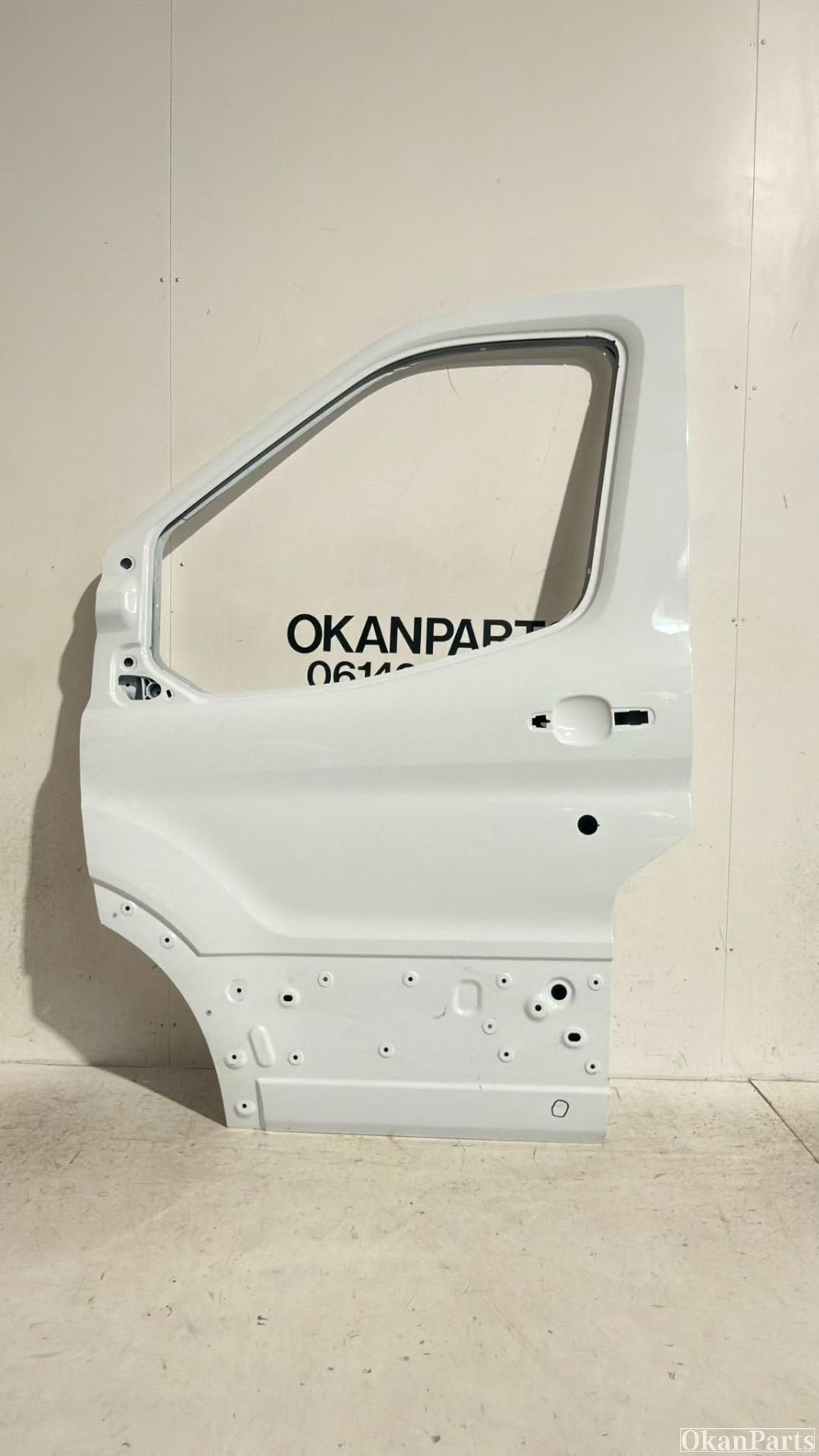Ford Transit V363 porte avant gauche, Autos : Pièces & Accessoires, Info@ford.com, Porte, Avant, Ford Motor Company