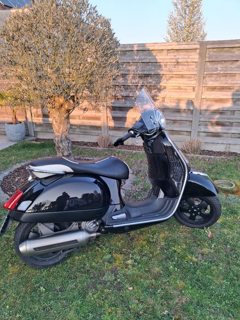 Vespa Piaggio GTS 250, Motos, Particulier