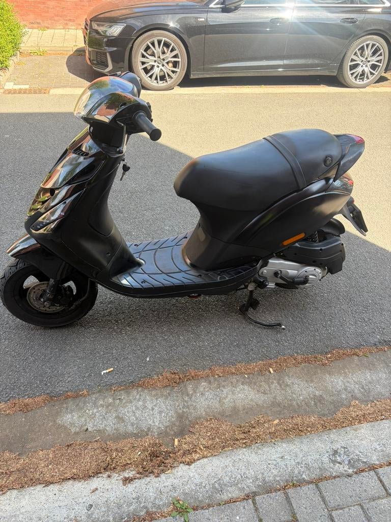 Piaggio zip A klasse, Fietsen en Brommers, Zip, Klasse A (25 km/u), Ophalen of Verzenden, Zo goed als nieuw
