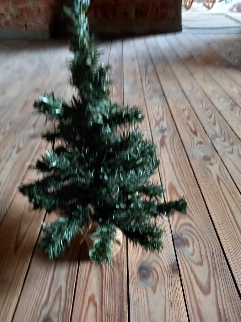 4 nouveaux sapins de Noël identiques de 48 cm de haut, Divers, Enlèvement ou Envoi
