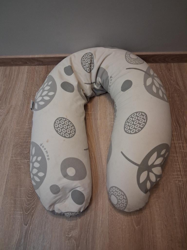 Coussin d'allaitement doomoo, Enlèvement, Utilisé