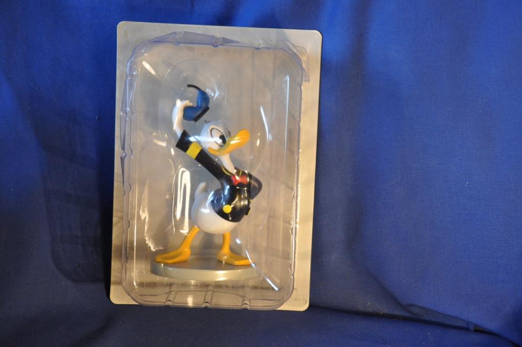 figurine disney donald neuve sous blister, Enlèvement ou Envoi, Donald Duck, Neuf, Statue ou Figurine