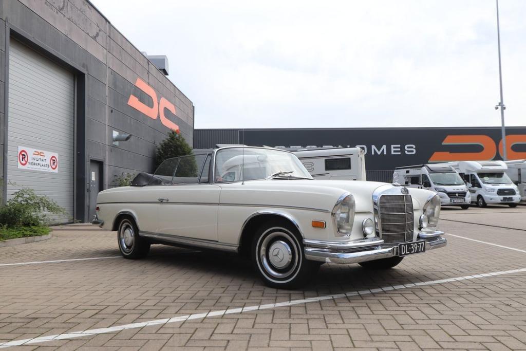 Mercedes Benz 300 SE, Auto's, Lederen bekleding, 4 zetels, Achterwielaandrijving, Cabriolet