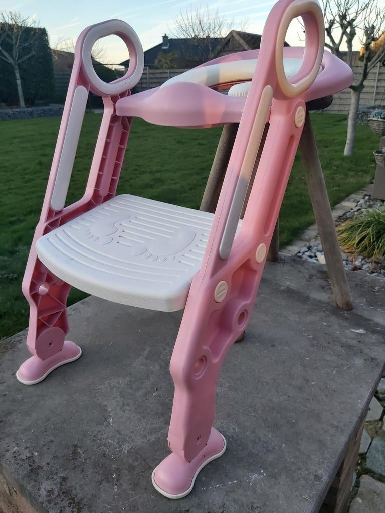 Étape pour lève-toilettes, Enlèvement, Comme neuf
