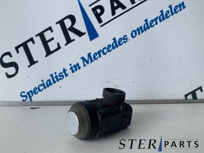 Capteur PDC d'un Mercedes E-Klasse, Enlèvement ou Envoi, 3 mois de garantie, Utilisé, Mercedes-Benz