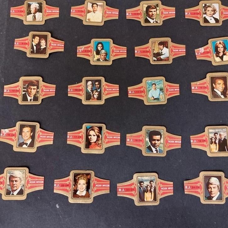 Lot sigarenbandjes R J :uit de tv reeks Mission Impossible, Verzamelen, Ophalen of Verzenden, Sigarenbandjes