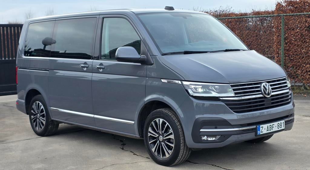 VW Caravelle 2.0TDI Automaat  !!, Automaat, Monovolume, Leder, Diesel