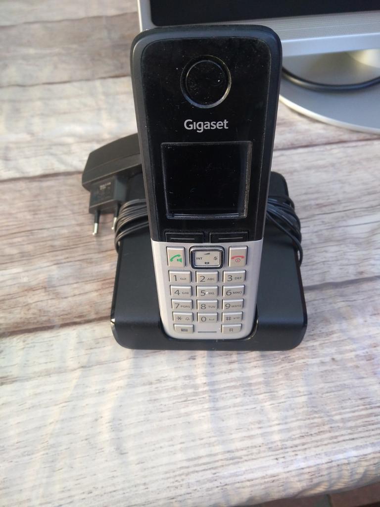Draadloze telefoon gigaset 300, Telecommunicatie, Ophalen of Verzenden