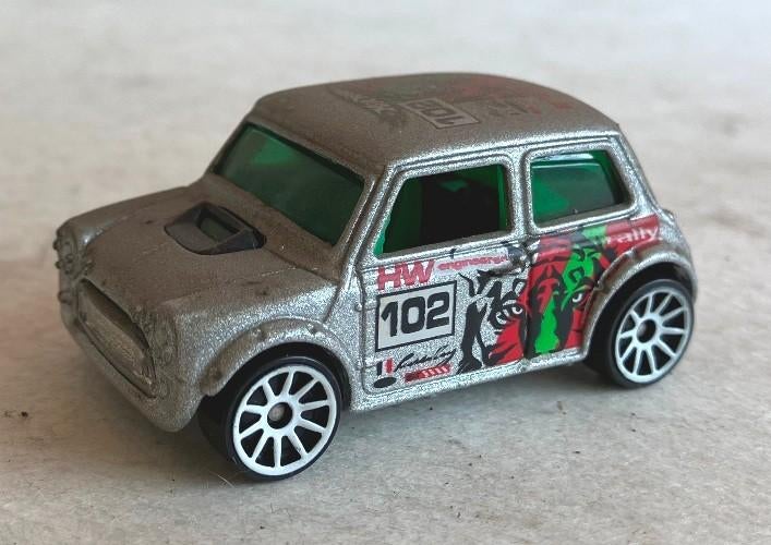 Mini Cooper Hot Wheels silver Tiger 102., Enlèvement ou Envoi, Utilisé, Voiture