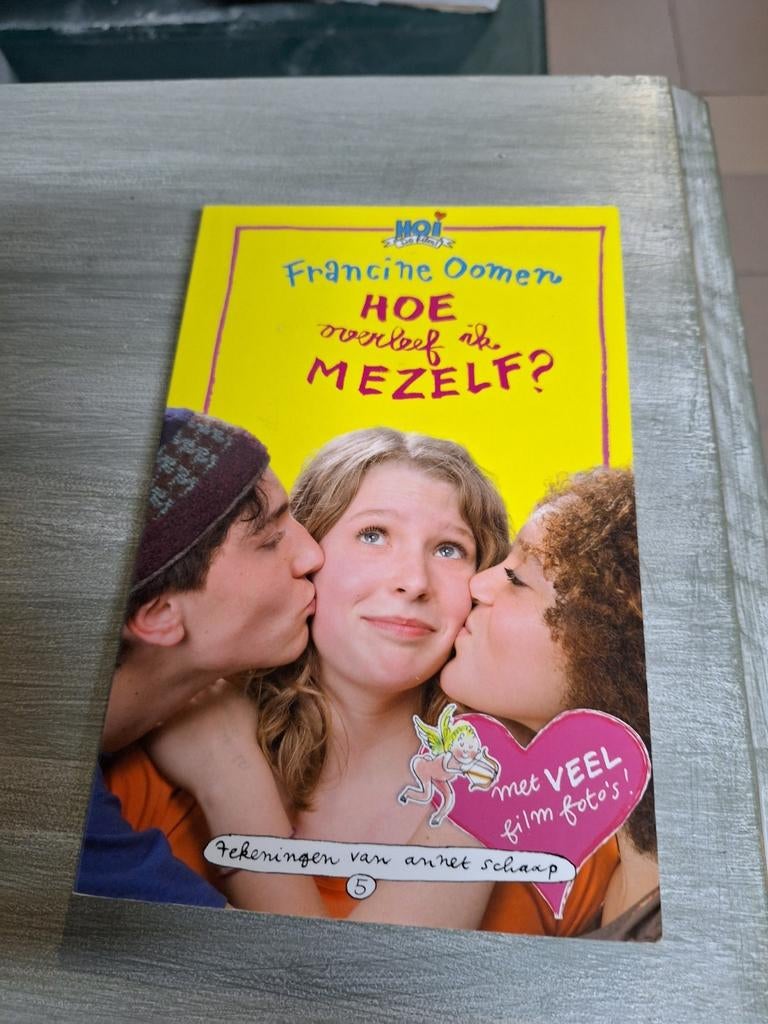 Hoe overleef ik mezelf van Francine Oomen, Boeken, Ophalen of Verzenden, Zo goed als nieuw